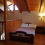 別荘 Plataniotissa Mansion