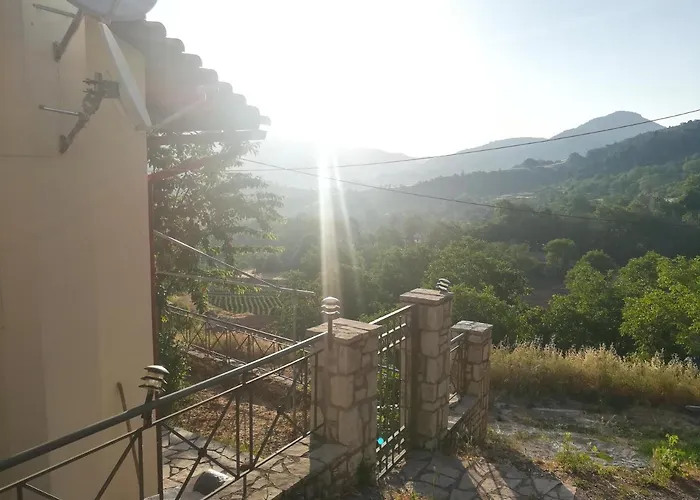 Plataniotissa Mansion