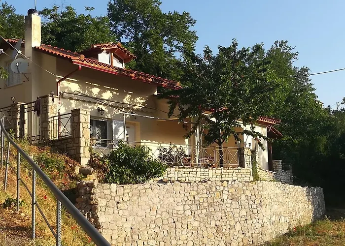 Plataniotissa Mansion * Kalavryta